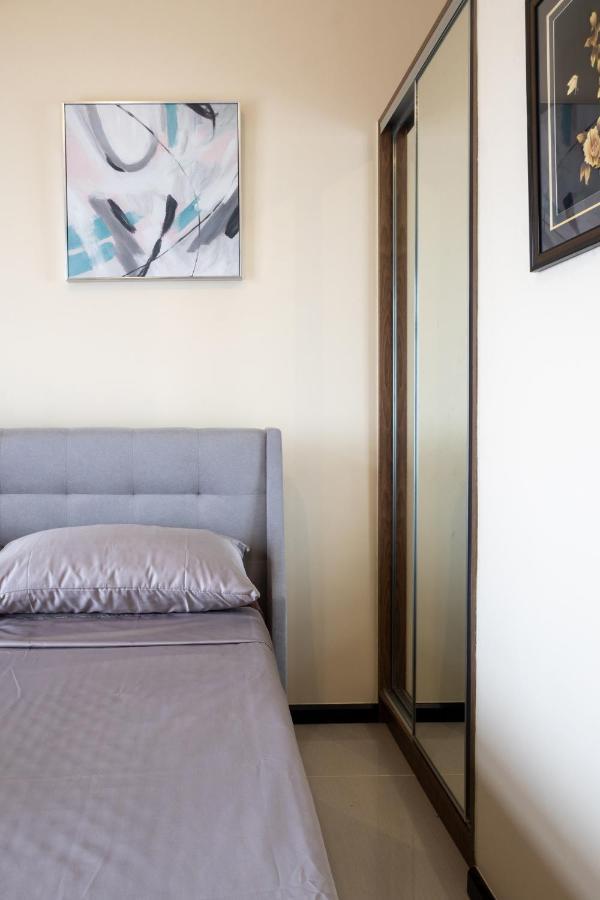 The Radiance Manila Bay Aparthotel Pasay Eksteriør bilde