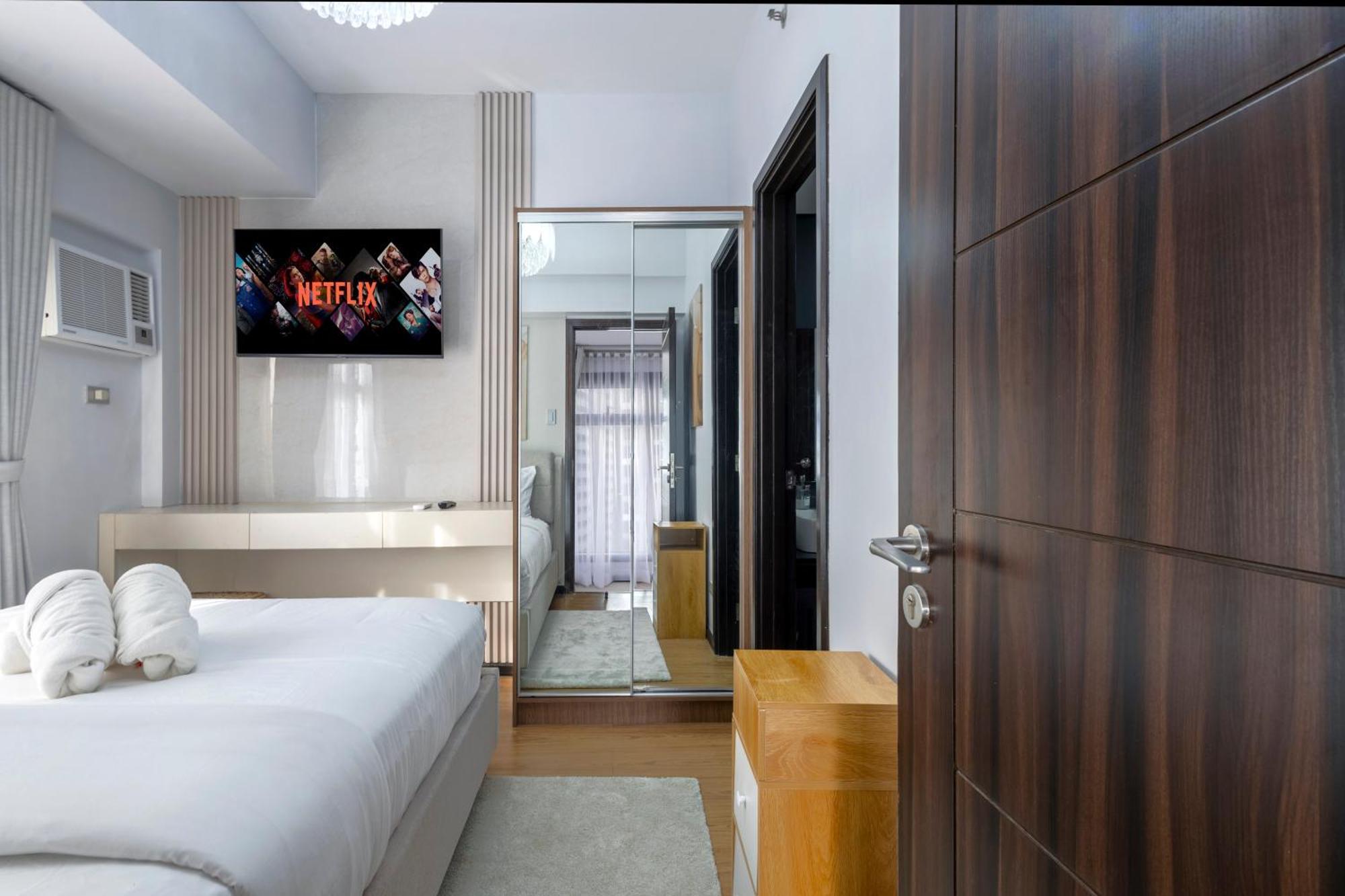 The Radiance Manila Bay Aparthotel Pasay Eksteriør bilde